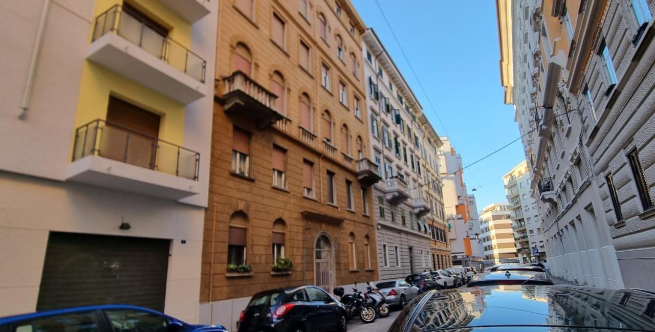 Light Blue Apartment Trieste Extérieur photo